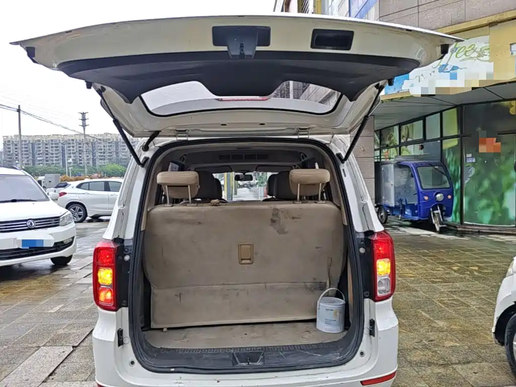 Wuling Hongguang — миниатюра 19