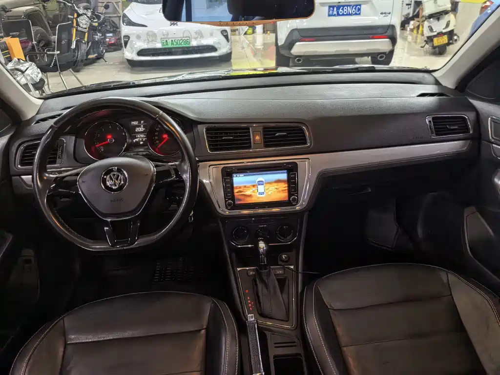 Volkswagen Lavida — миниатюра 8