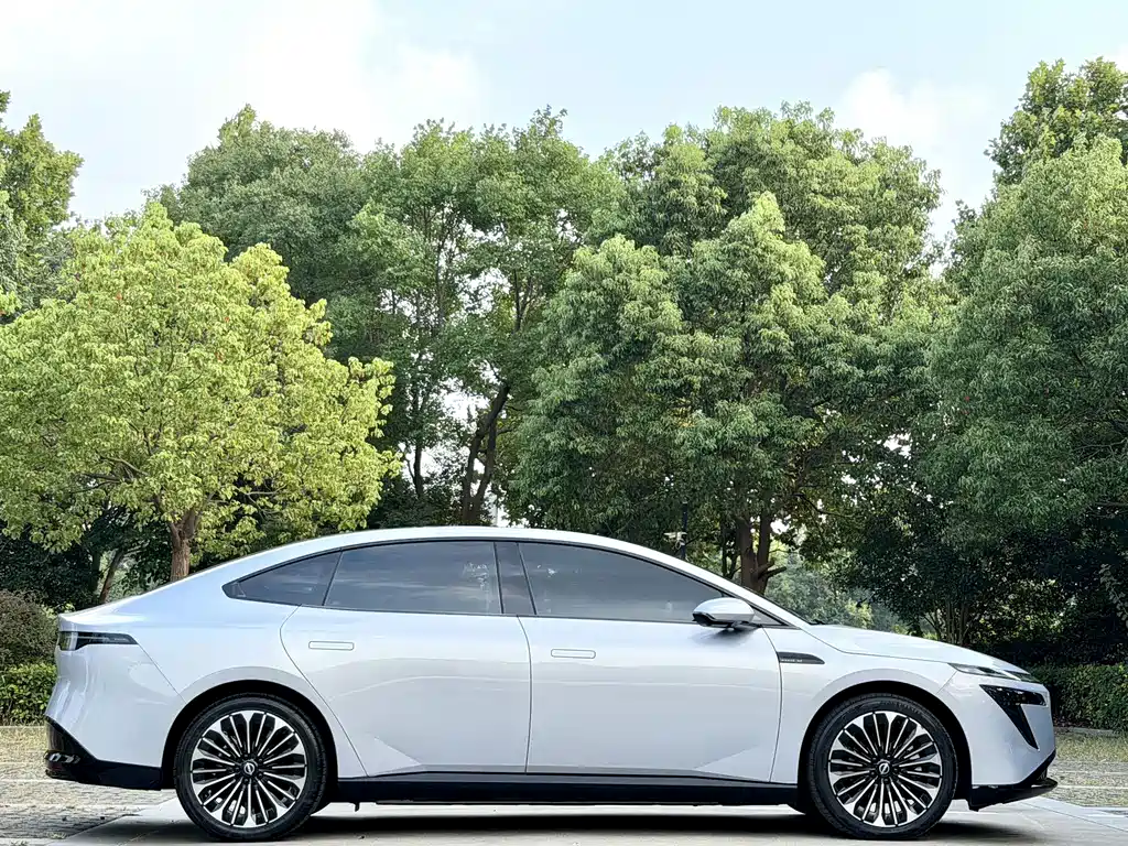 Nissan N7 — миниатюра 5