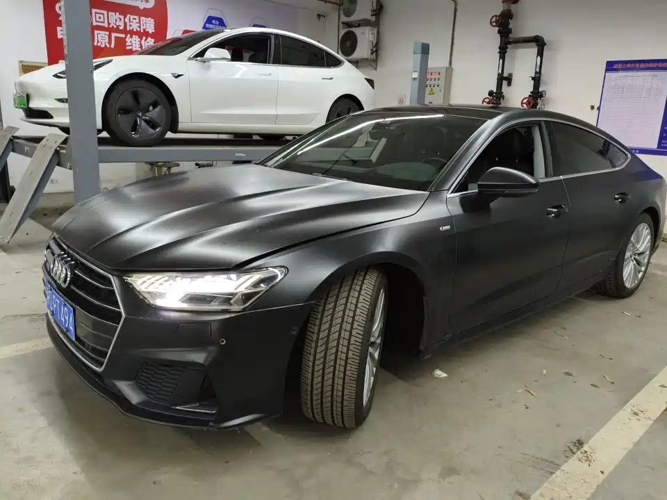 Купить Audi A7
