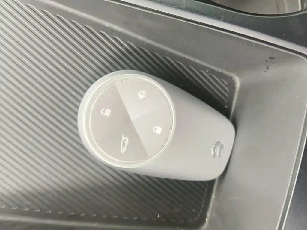 NIO EC6 — миниатюра 9