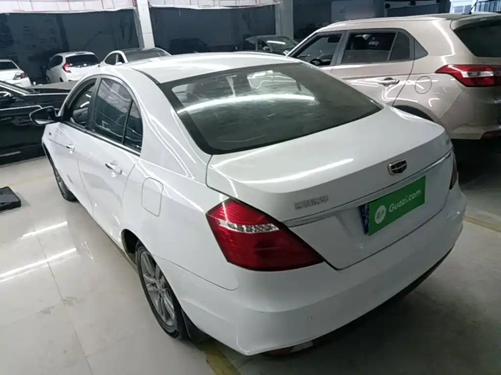 Geely Emgrand — миниатюра 5