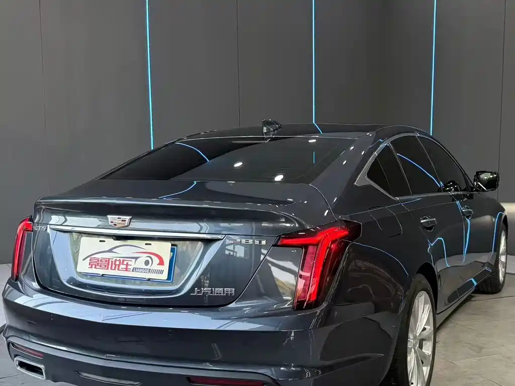 Cadillac CT5 — миниатюра 6