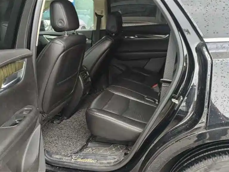 Cadillac XT5 — миниатюра 6
