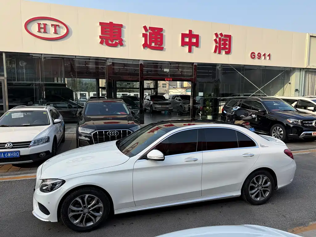 Mercedes-Benz C-Class — миниатюра 5