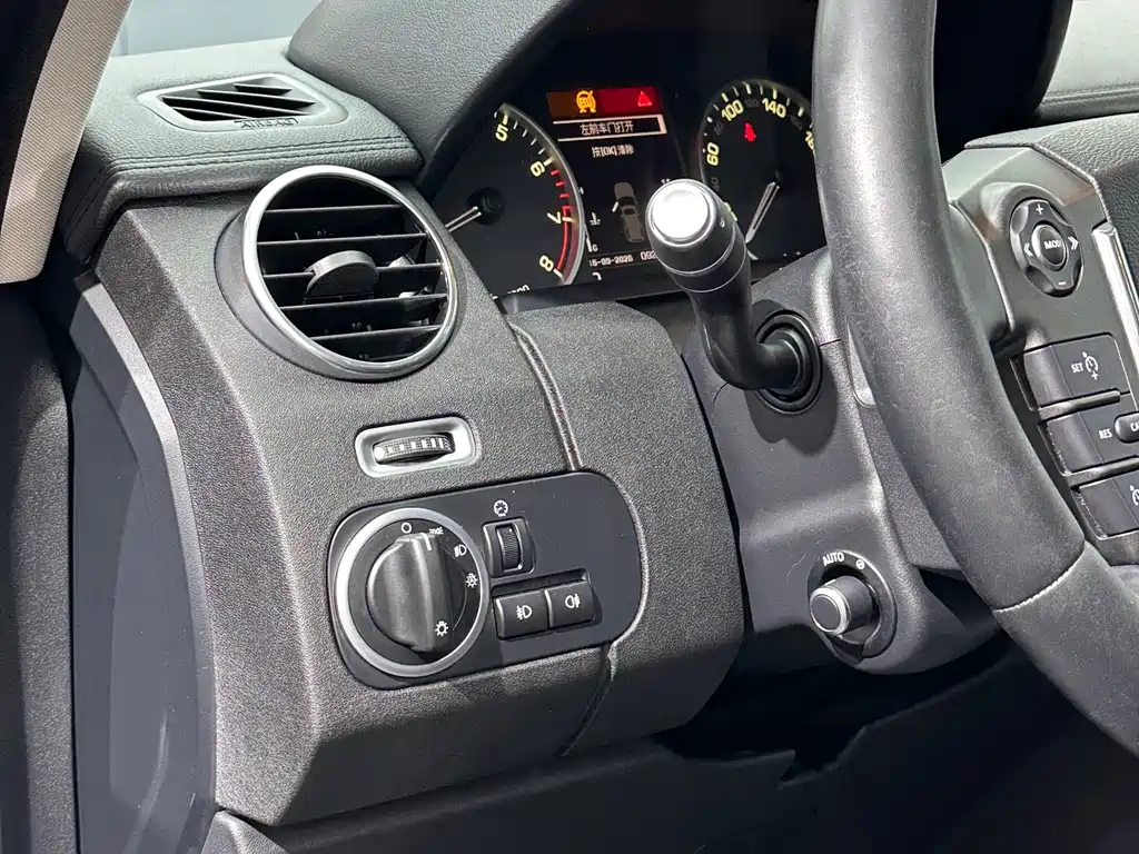Land Rover Discovery — миниатюра 13