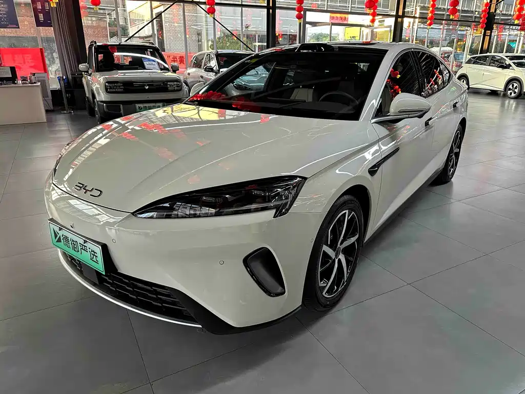BYD Seal 07 DM-i