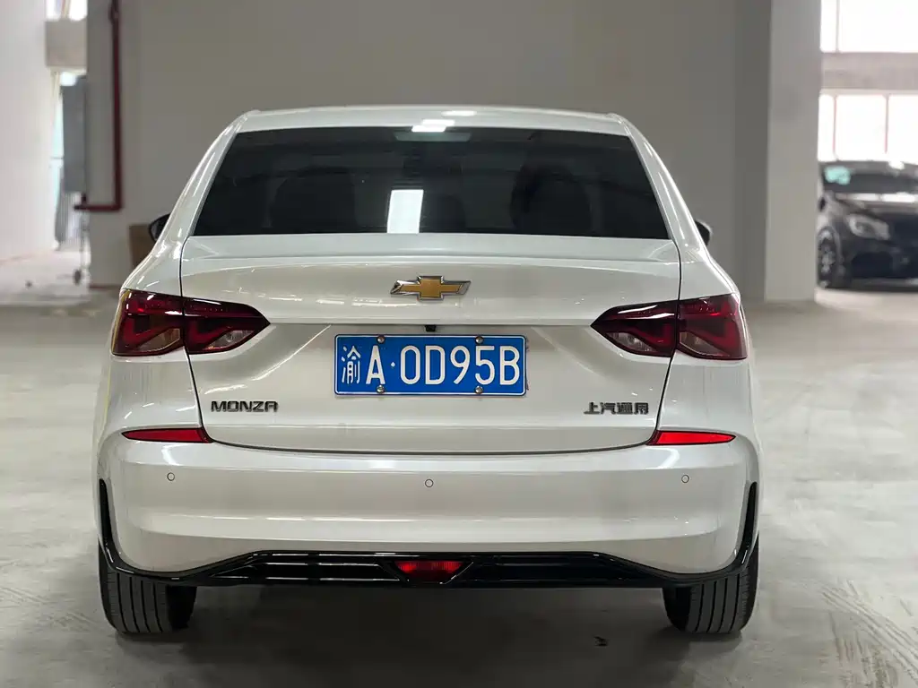 Chevrolet Monza — миниатюра 12