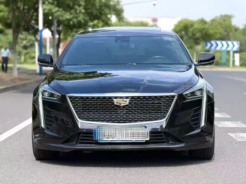 Купить Cadillac CT6