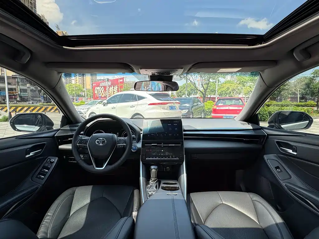 Toyota Avalon — миниатюра 16
