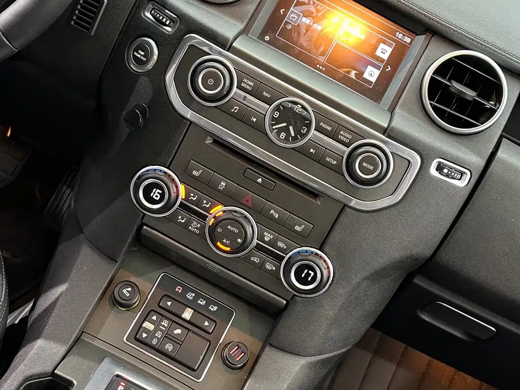 Land Rover Discovery — миниатюра 22