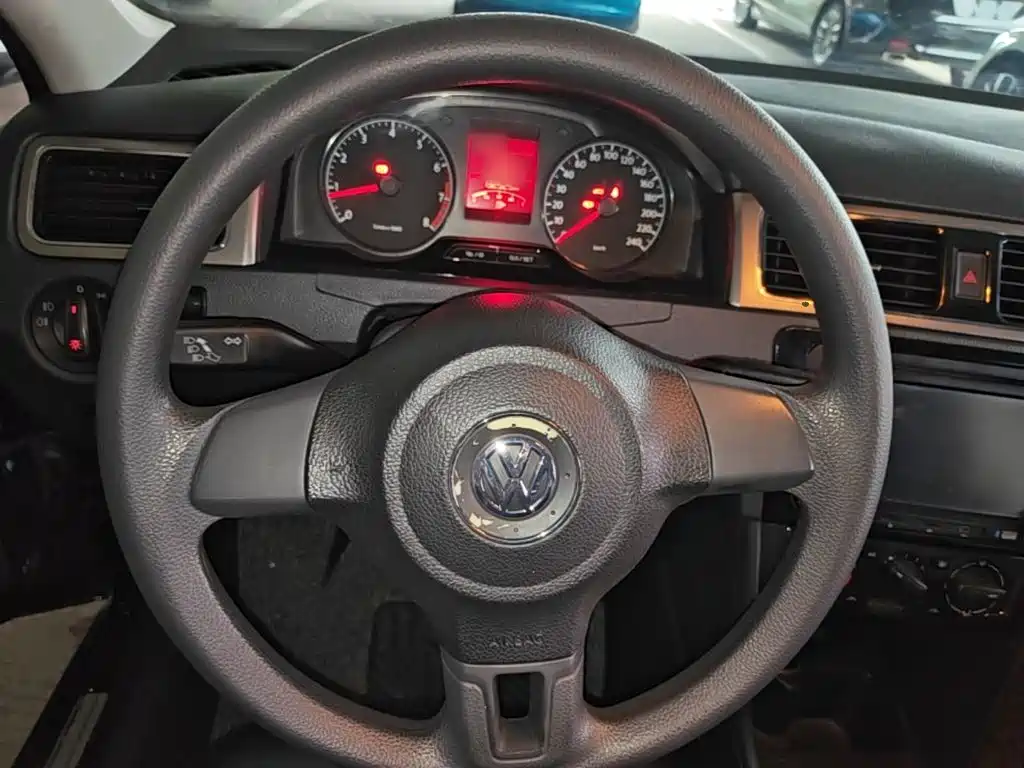 Volkswagen Santana — миниатюра 11