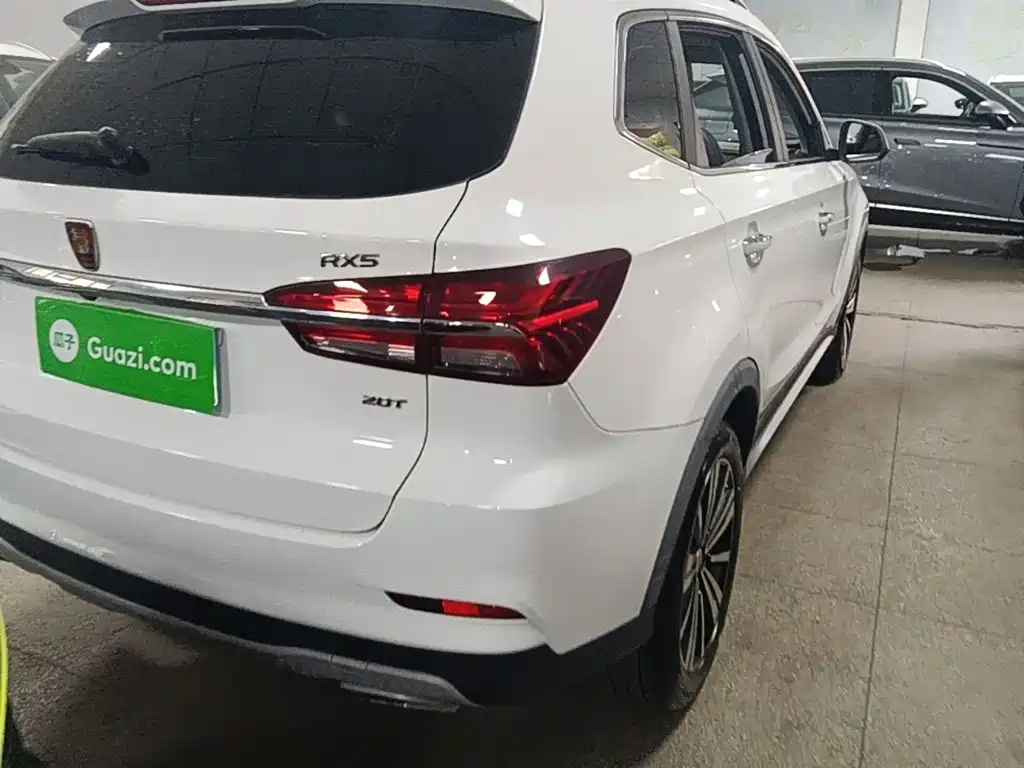 Roewe RX5 — миниатюра 8