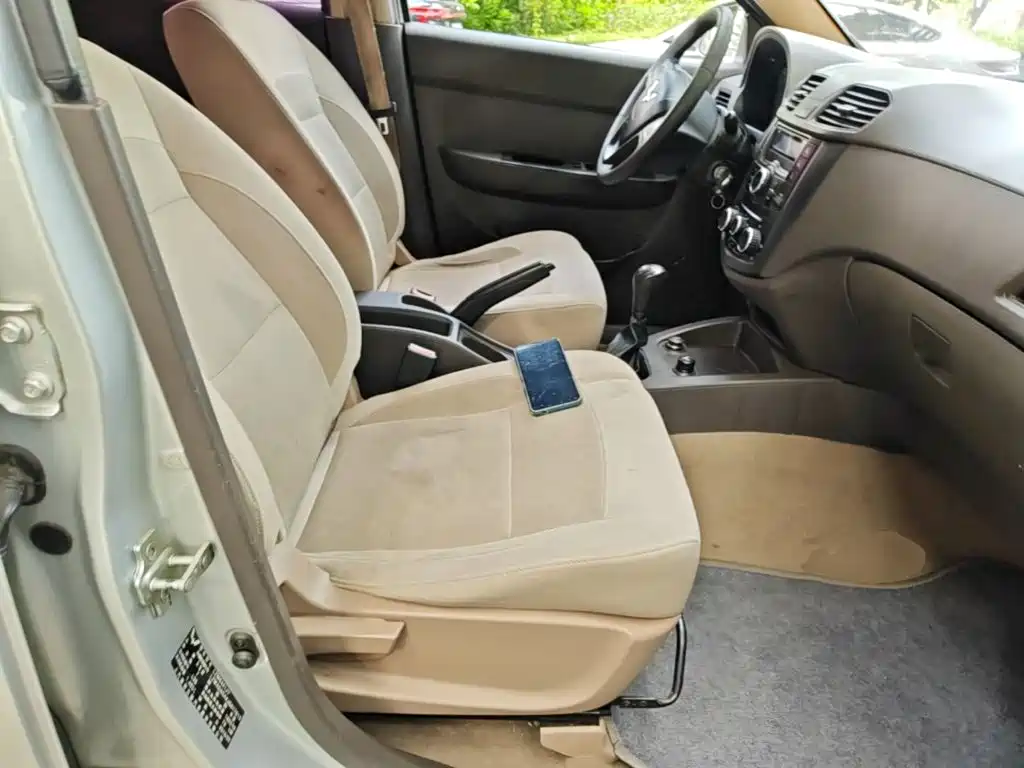 Wuling Hongguang — миниатюра 25