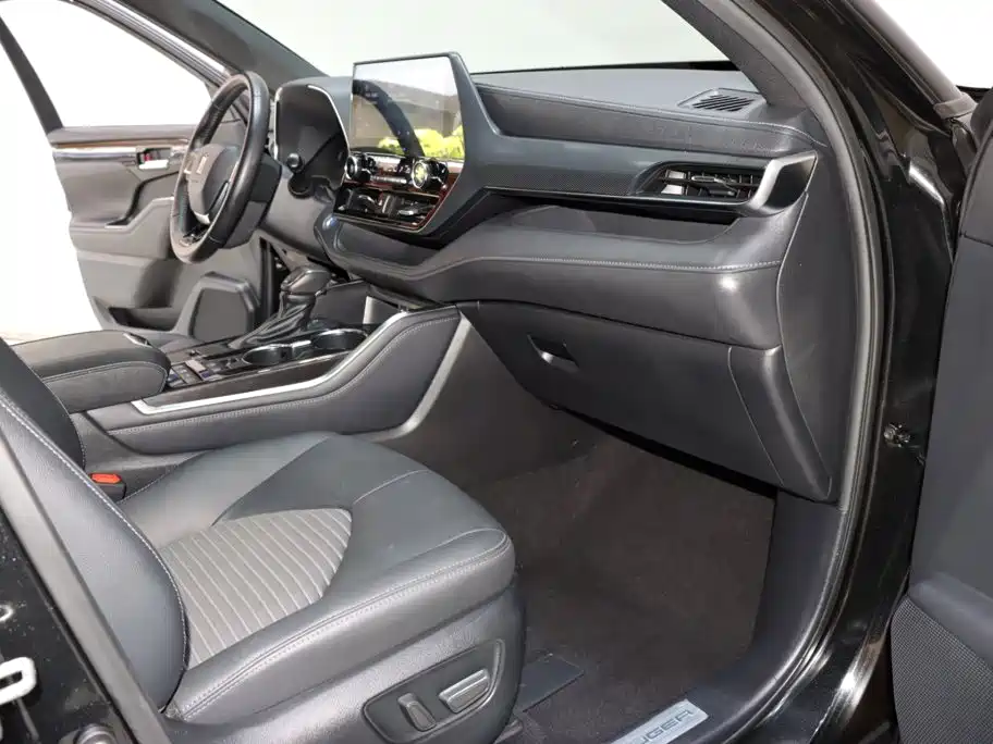Toyota Crown Kluger — миниатюра 8