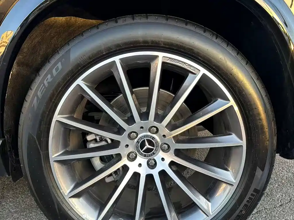 Mercedes-Benz GLE (Import) — миниатюра 11
