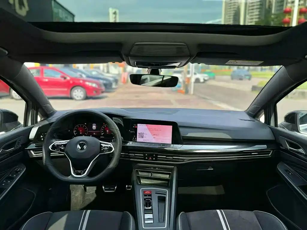 Volkswagen Golf — миниатюра 16