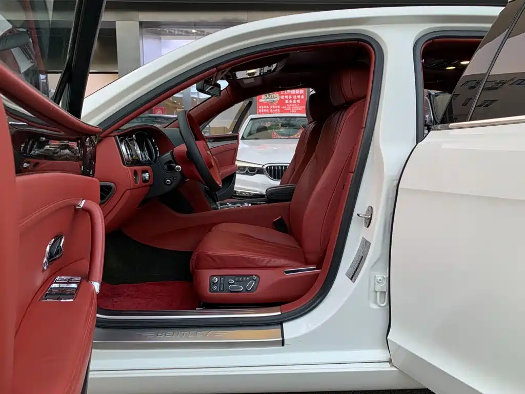 Bentley Flying Spur — миниатюра 14