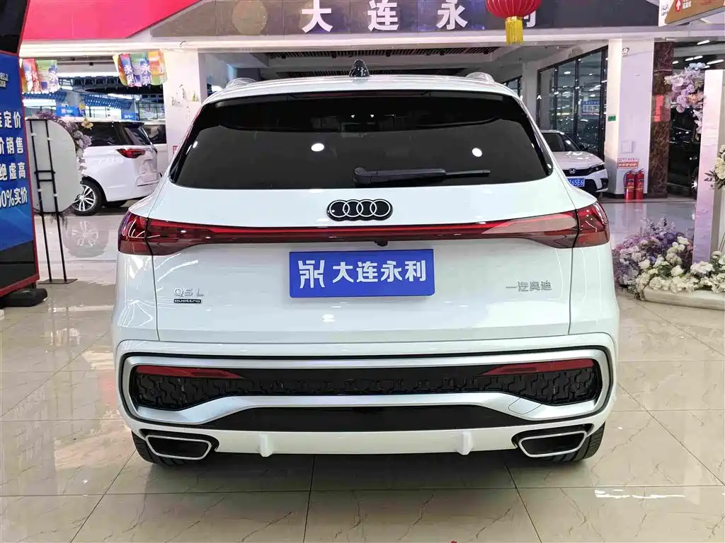 Audi Q5L — миниатюра 13