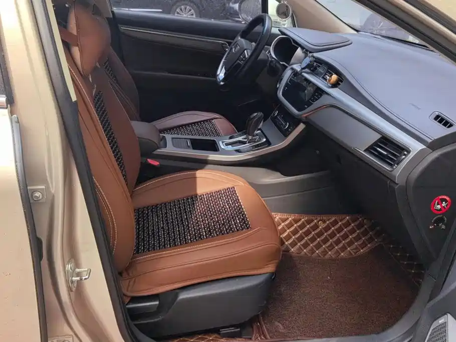 Geely Emgrand GS — миниатюра 8
