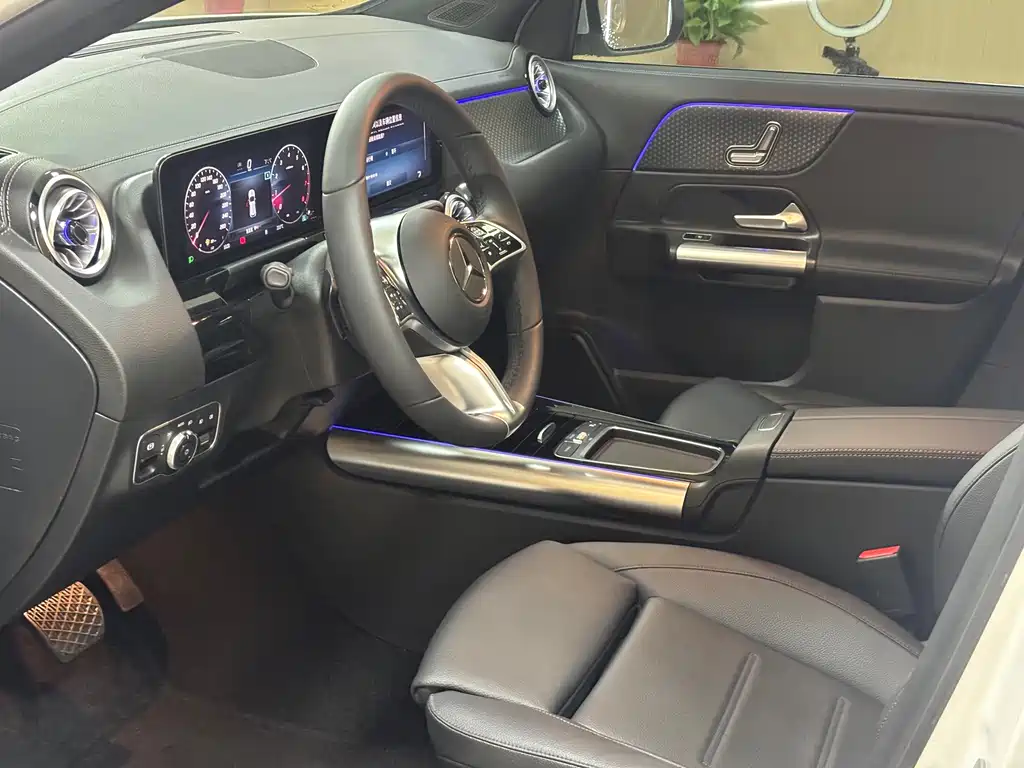 Mercedes-Benz GLA — миниатюра 4