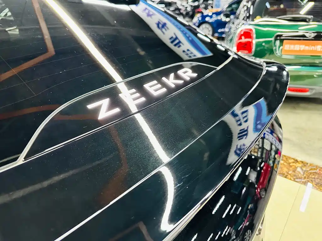 Zeekr 007GT — миниатюра 15