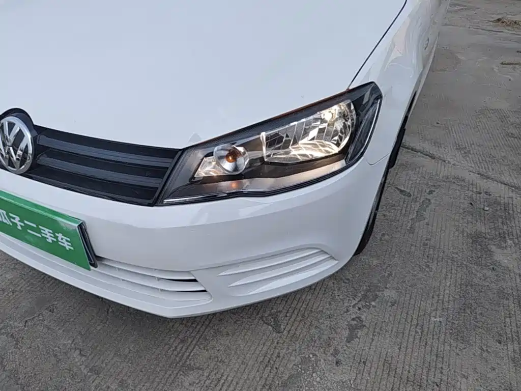 Volkswagen Jetta — миниатюра 24