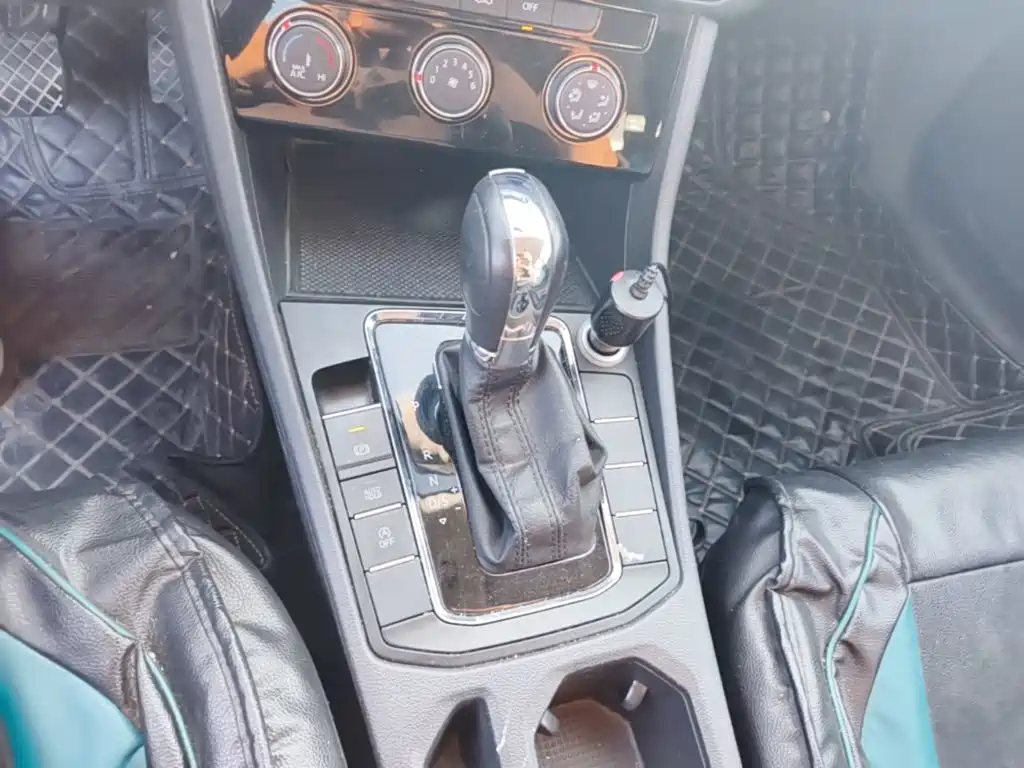 Volkswagen Bora — миниатюра 14