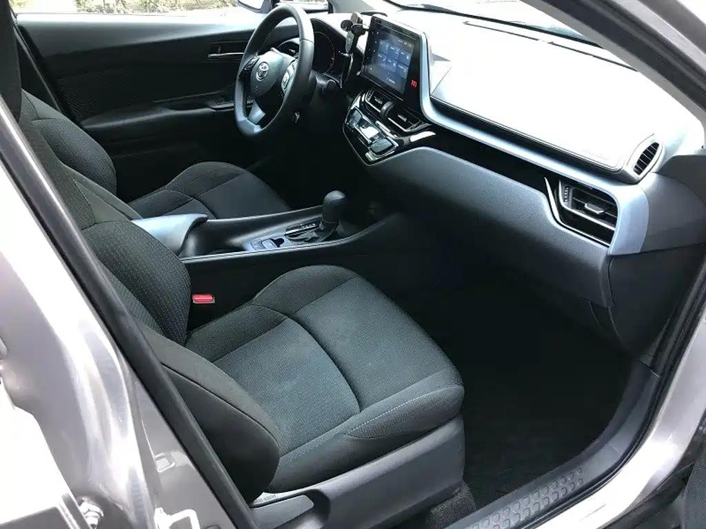 Toyota IZOA — миниатюра 8