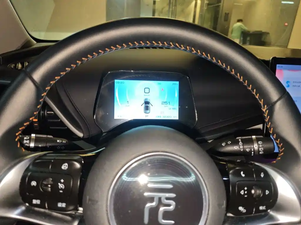 BYD Yuan Plus — миниатюра 12