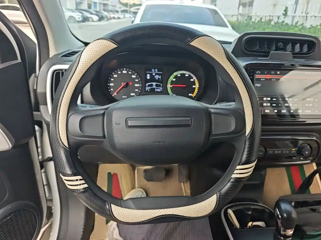 Roewe Clever — миниатюра 11