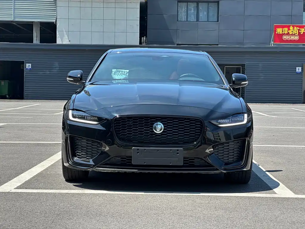 Jaguar XEL — миниатюра 2
