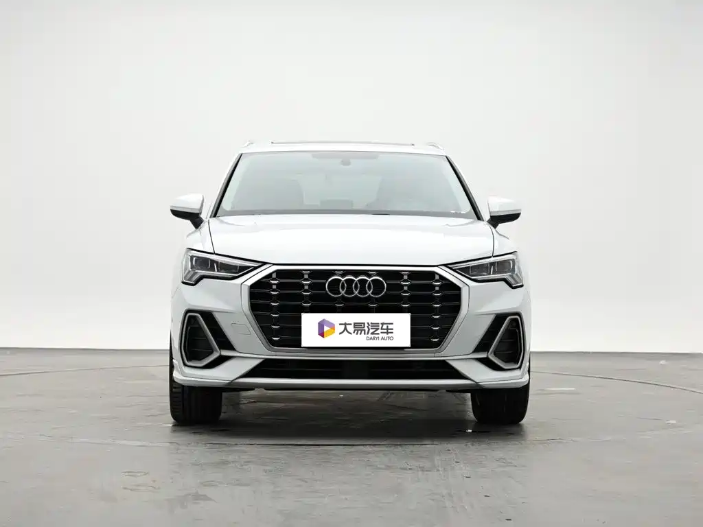 Audi Q3 — миниатюра 2