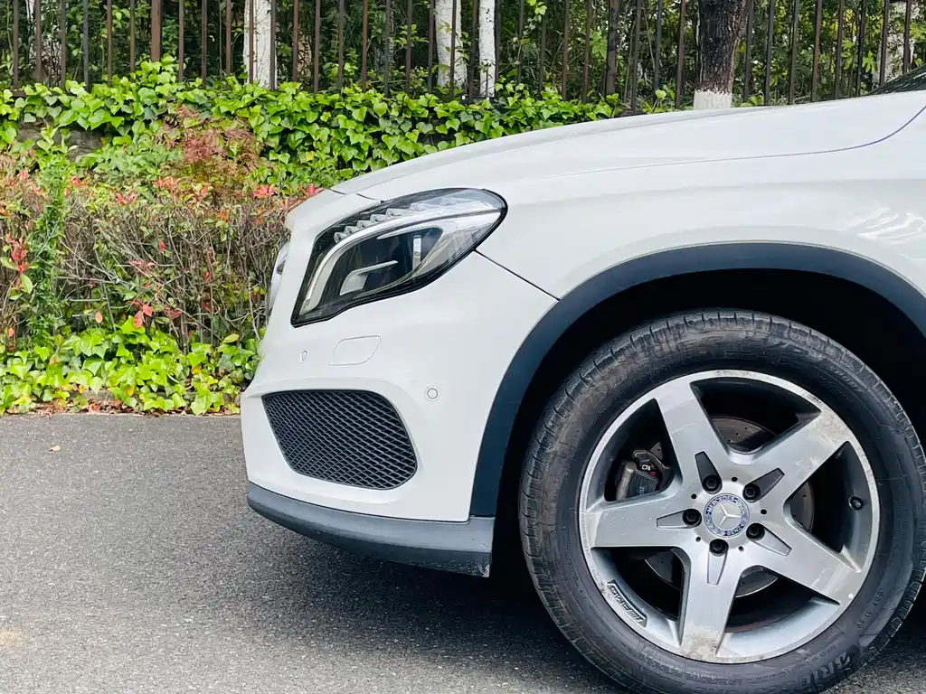 Mercedes-Benz GLA (Import) — миниатюра 10