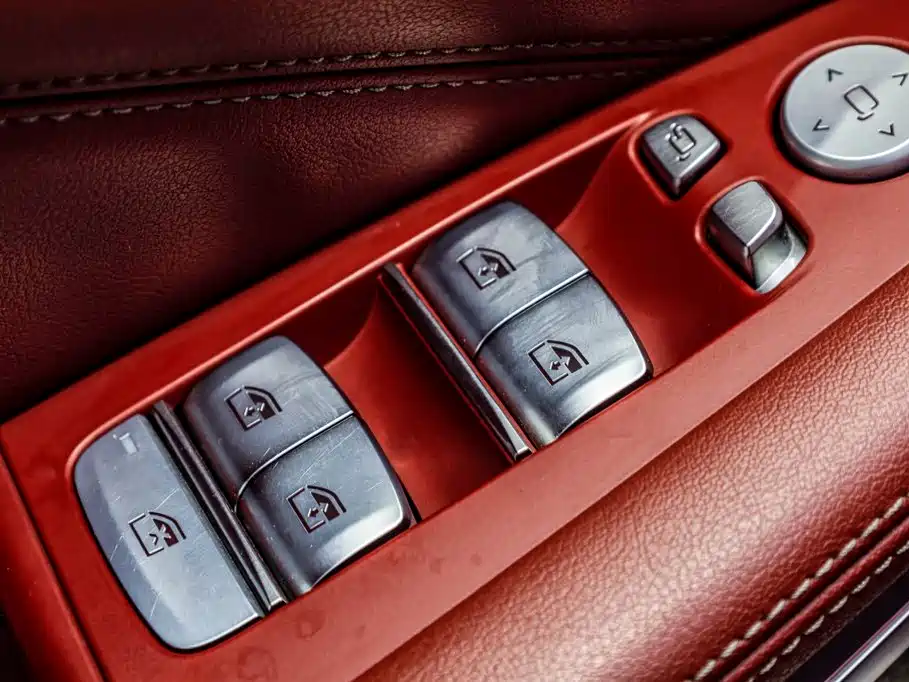 BMW X5 — миниатюра 13