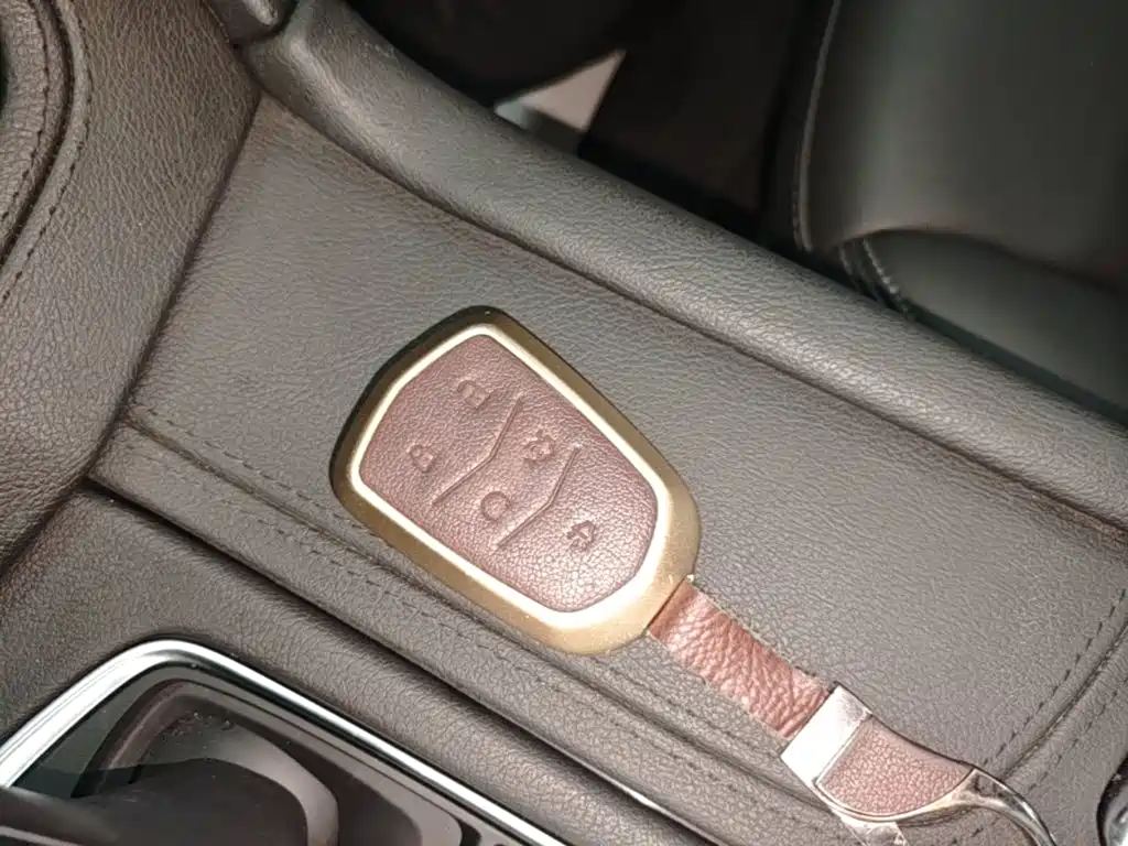 Cadillac XT5 — миниатюра 9