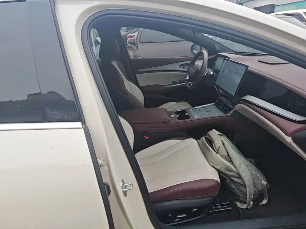 BYD Seal 07 DM-i — миниатюра 25