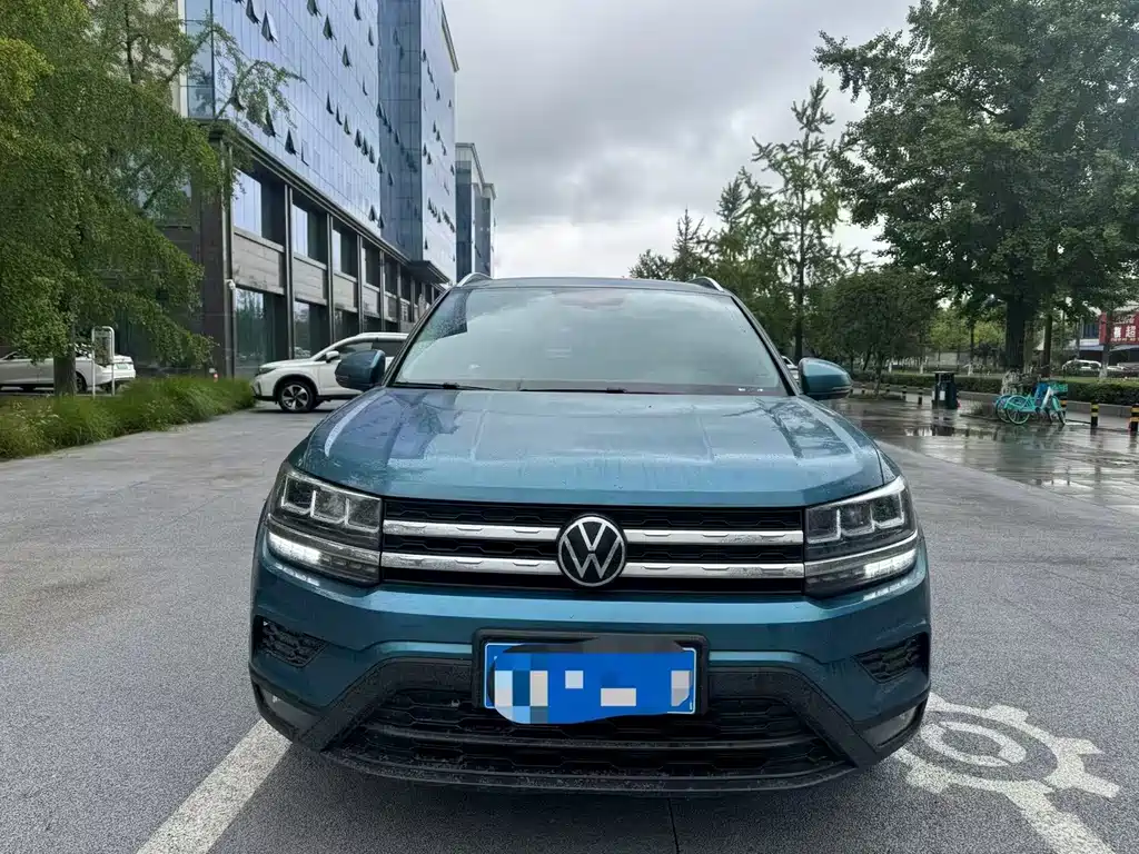 Volkswagen Tharu — миниатюра 2