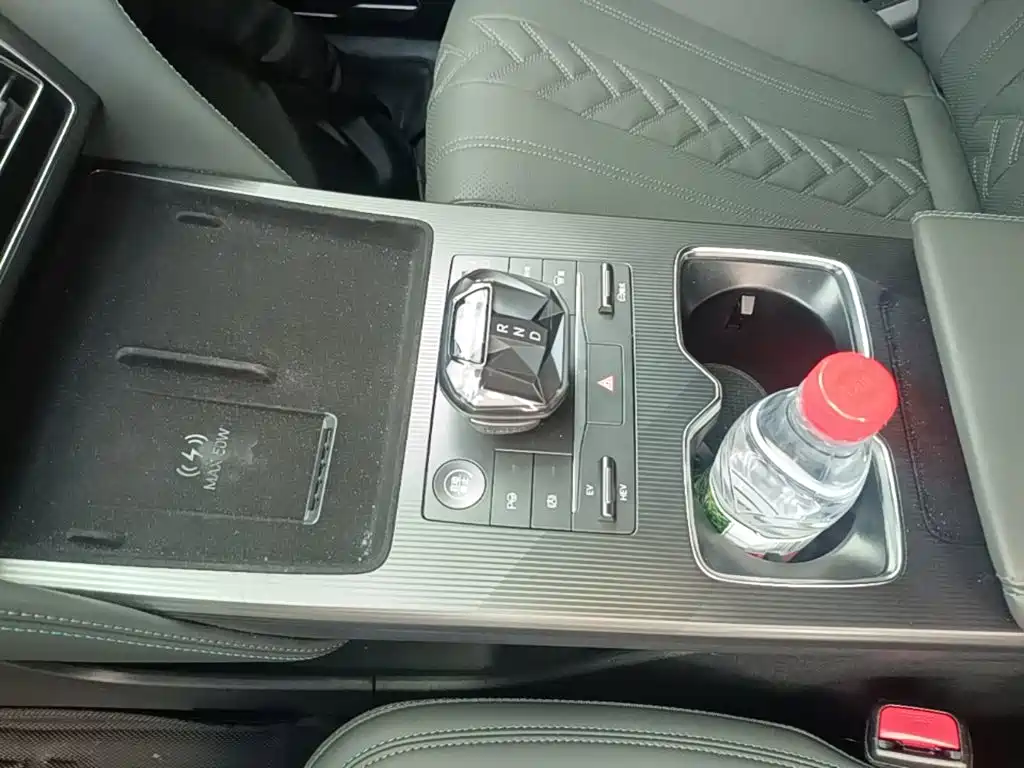 BYD L DM-i — миниатюра 14