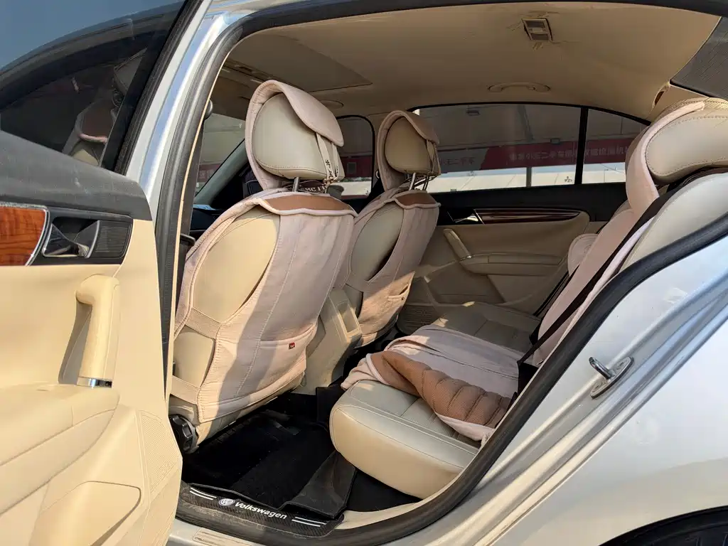 Volkswagen Lavida — миниатюра 4