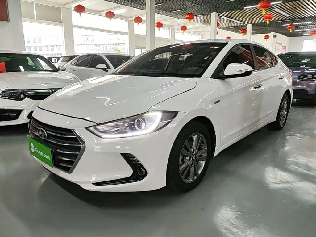 Hyundai Elantra — миниатюра 2