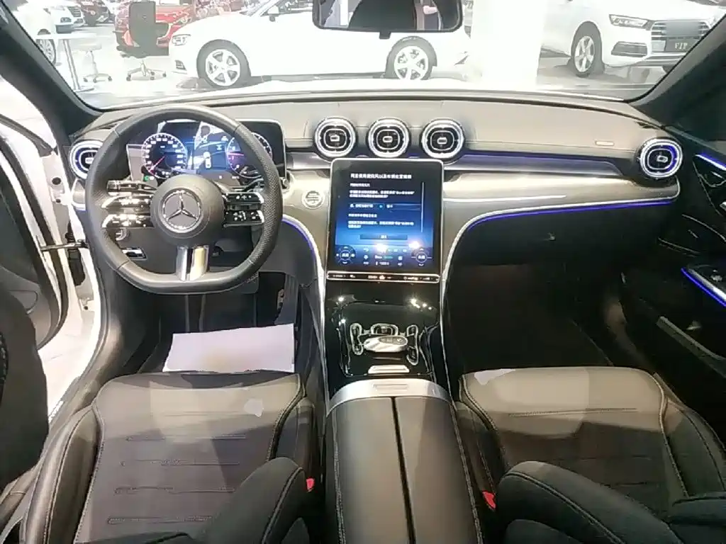 Mercedes-Benz C-Class — миниатюра 10