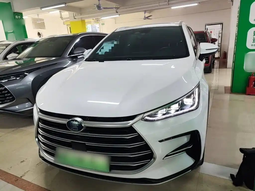 BYD Tang New Energy — миниатюра 3