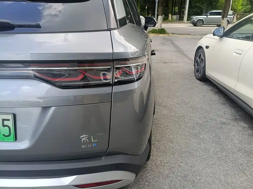 BYD L DM-i — миниатюра 8