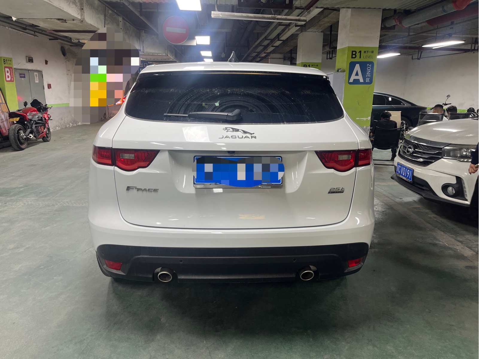 Jaguar F-PACE — миниатюра 8