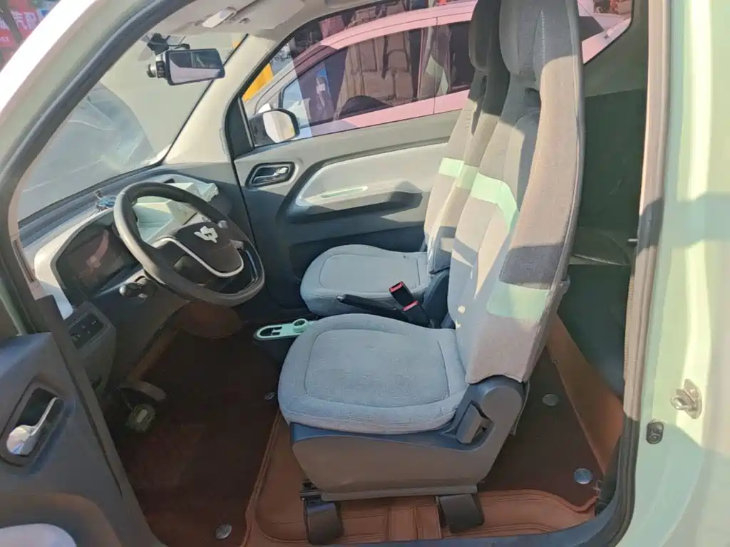 Wuling MINIEV — миниатюра 15