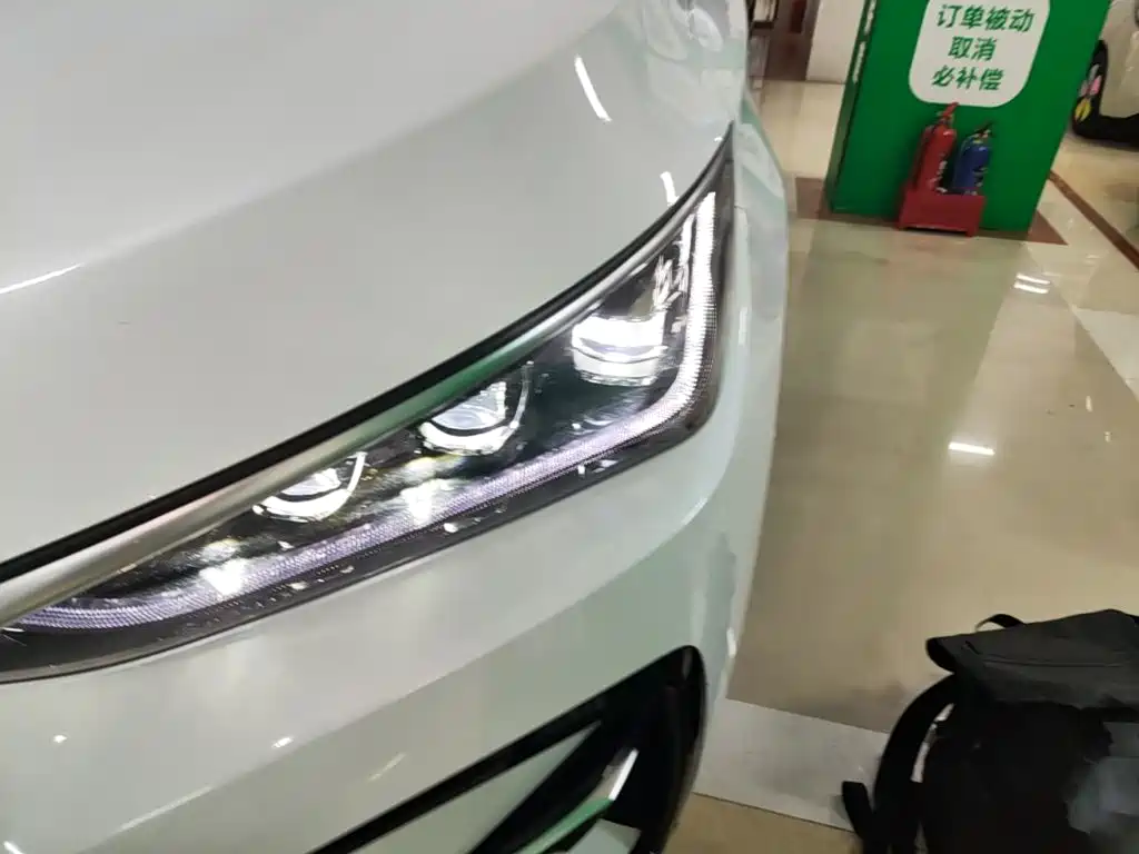 BYD Tang New Energy — миниатюра 24