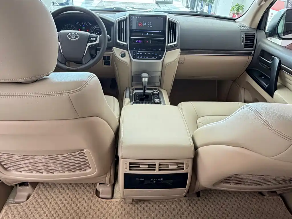 Toyota Land Cruiser 2015 4.0L V6