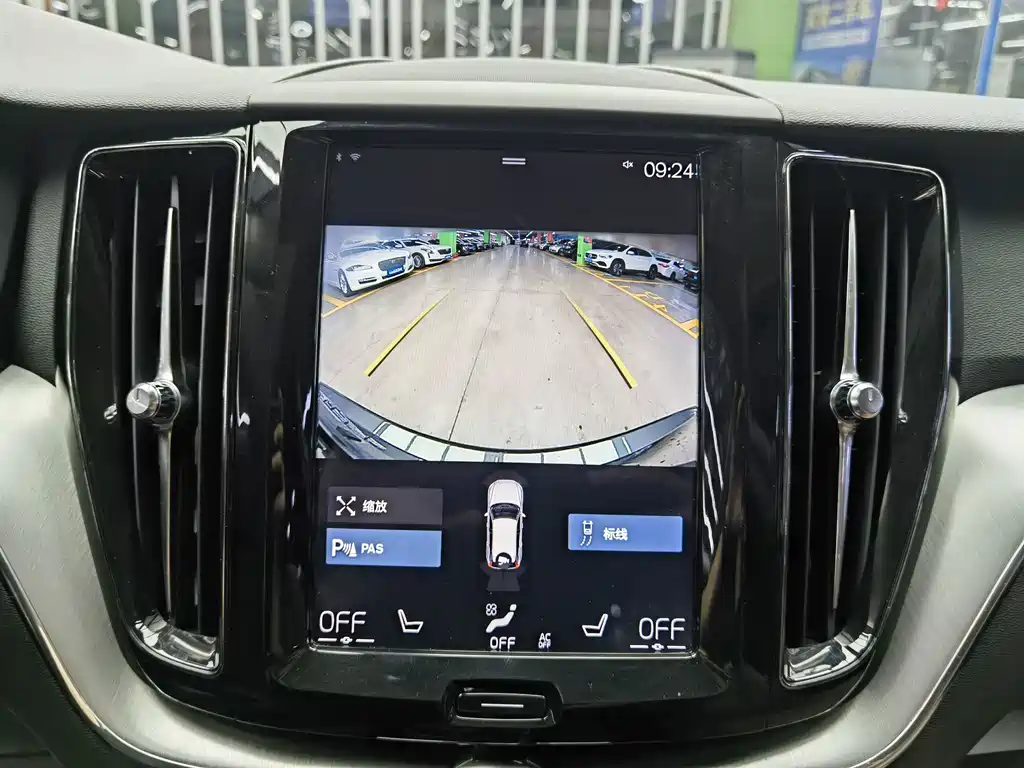 Volvo XC60 — миниатюра 11