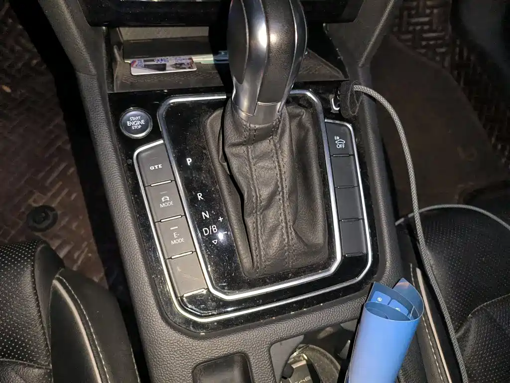 Volkswagen Magotan PHEV — миниатюра 15